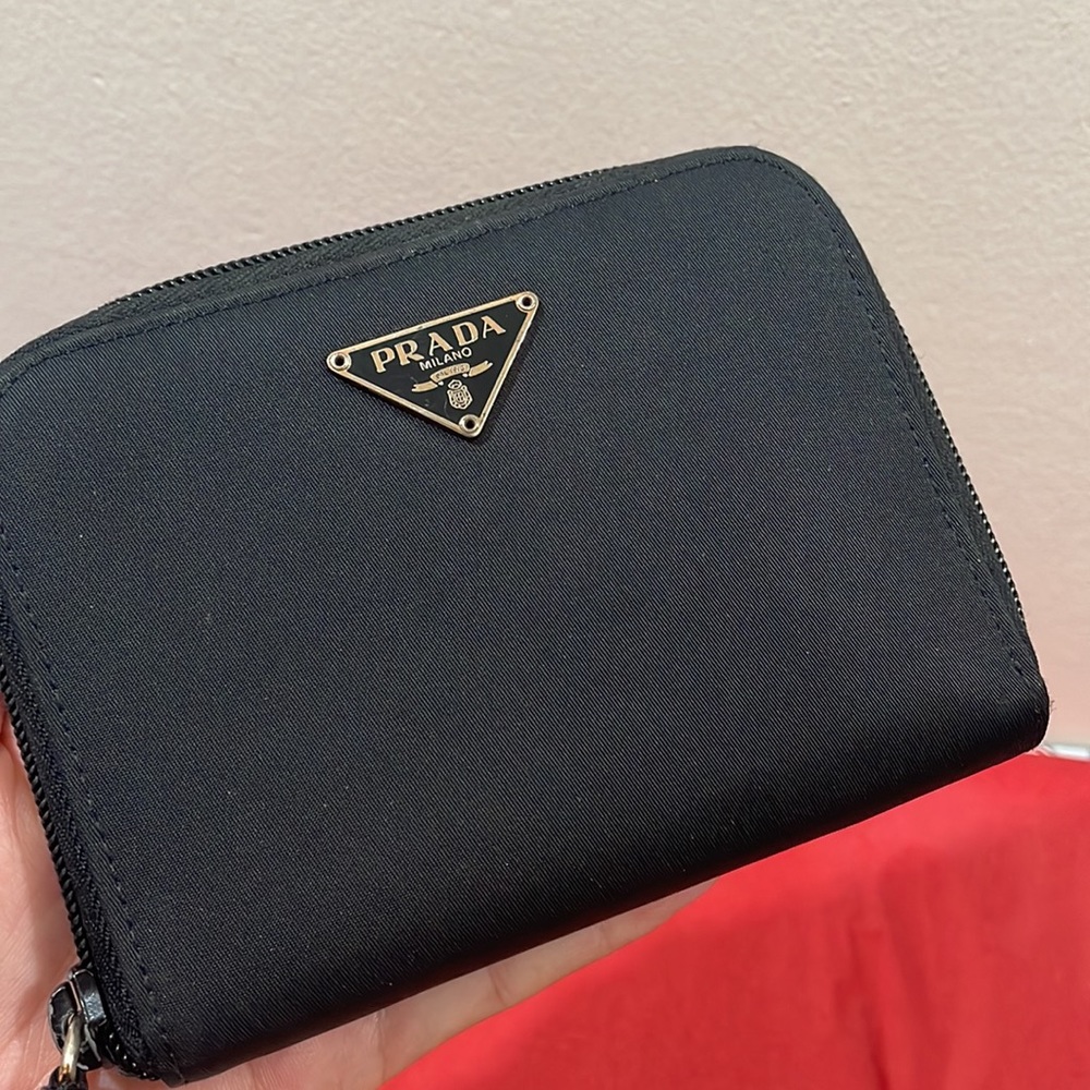 SOLD ‼️ Authentic Prada Nylon/Leather Mid Wallet🖤 - Picture 11 of 12